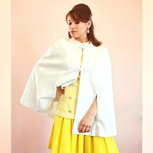 Amazing Vintage 1960s White Cape